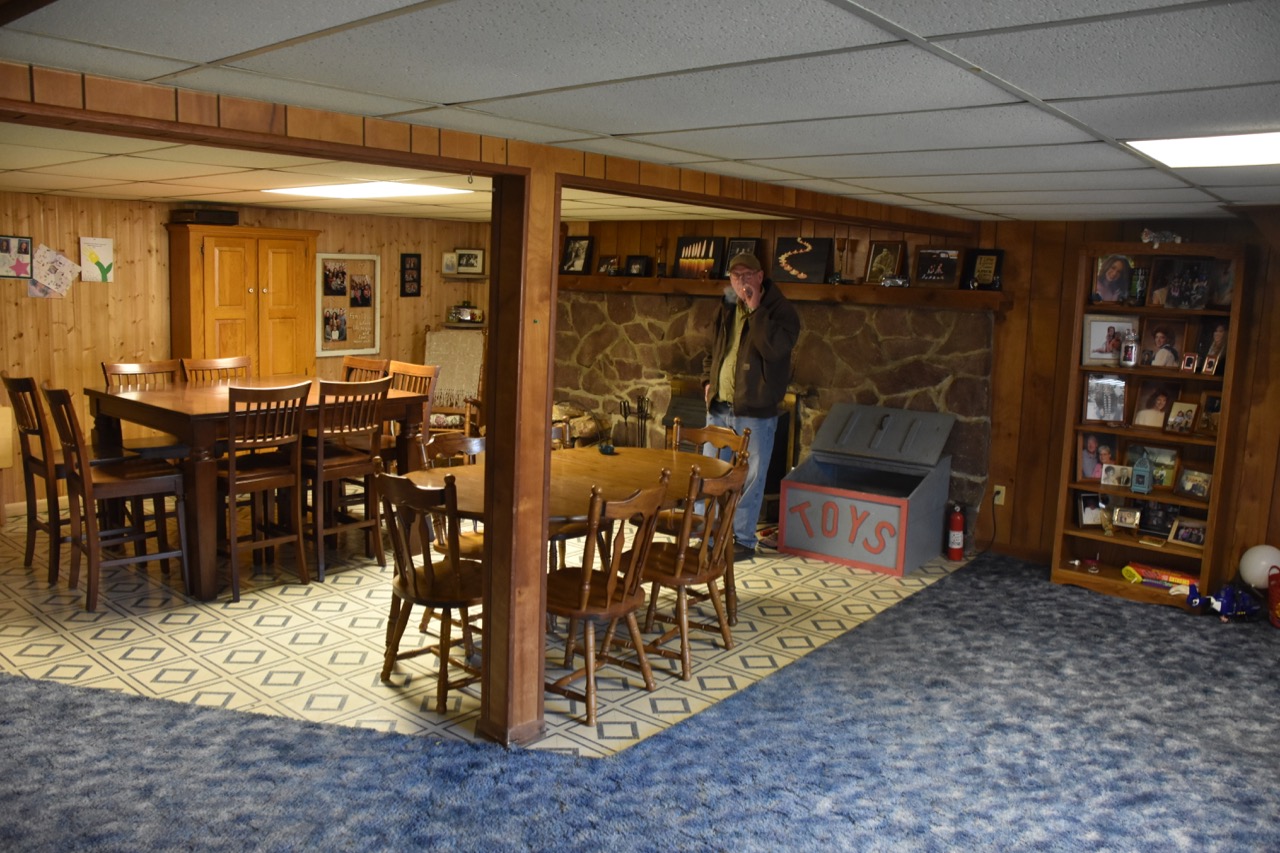 The lower floor